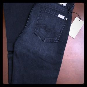 7 For All Mankind Karah Straight Leg NWT Size 30